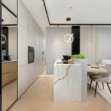 Elegant & Bright Janosika In With Parking By Renters * Szczecin