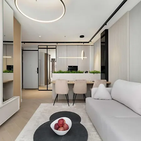 Elegant & Bright Janosika In With Parking By Renters Apartament Szczecin