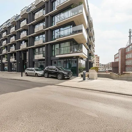 Appartement Elegant & Bright Janosika In With Parking By Renters *